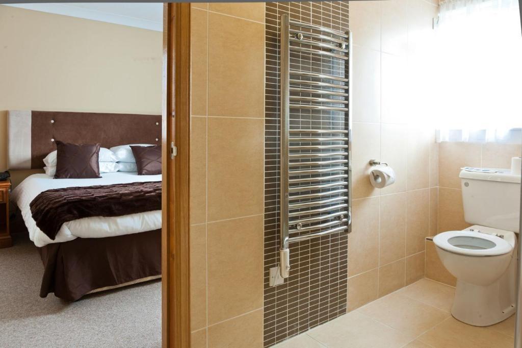 Caledonia Hotel Rosyth Pokoj fotografie
